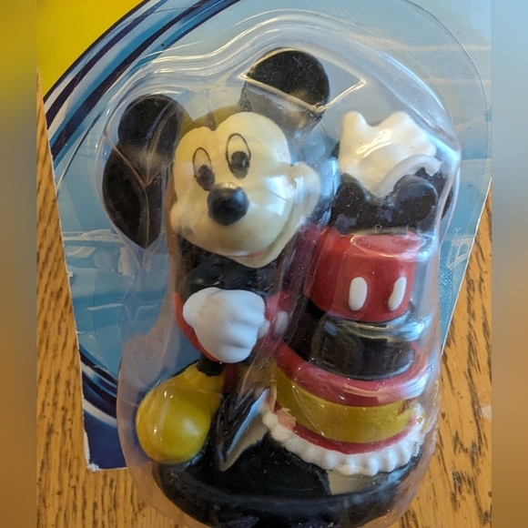 Wilton Mickey & The Roadster Racers Disney Minnie Birthday candles - Picture 11 of 14